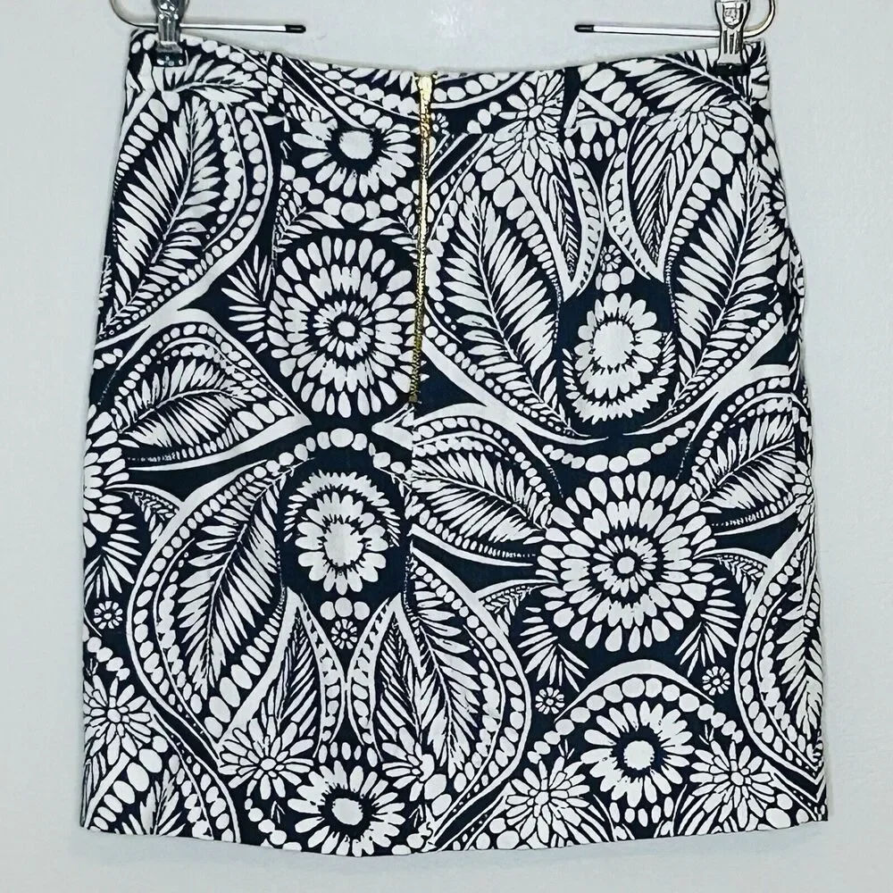 Kate Spade Floral Skirt Size 6 Classic Blue White‎ Straight Pencil Pockets